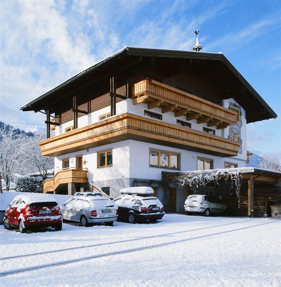 Pension Kristall Bramberg am Wildkogel Dış mekan fotoğraf